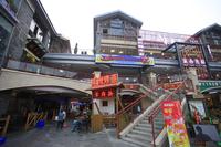 蓝光花满庭2期南区效果图商业街