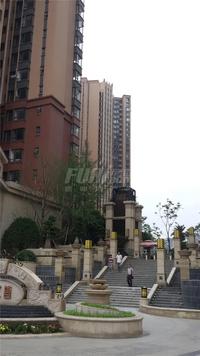 玺龙湾实景图6-29