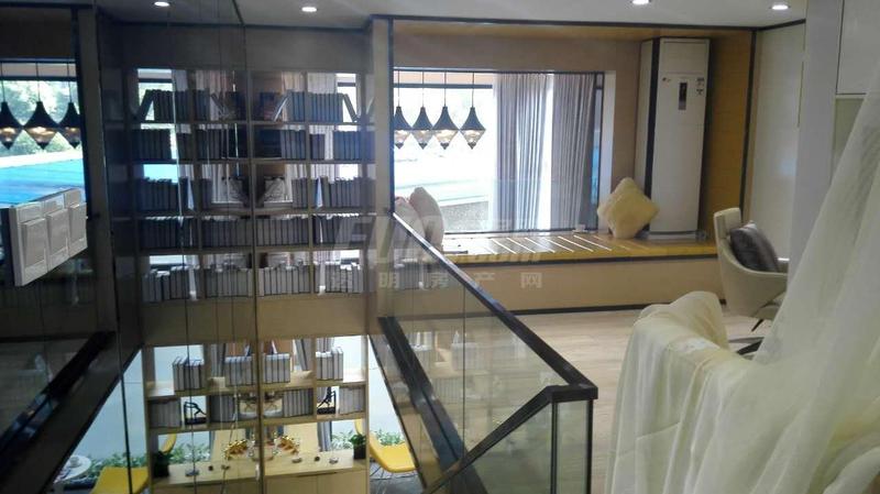LOFT样板间实景图-4