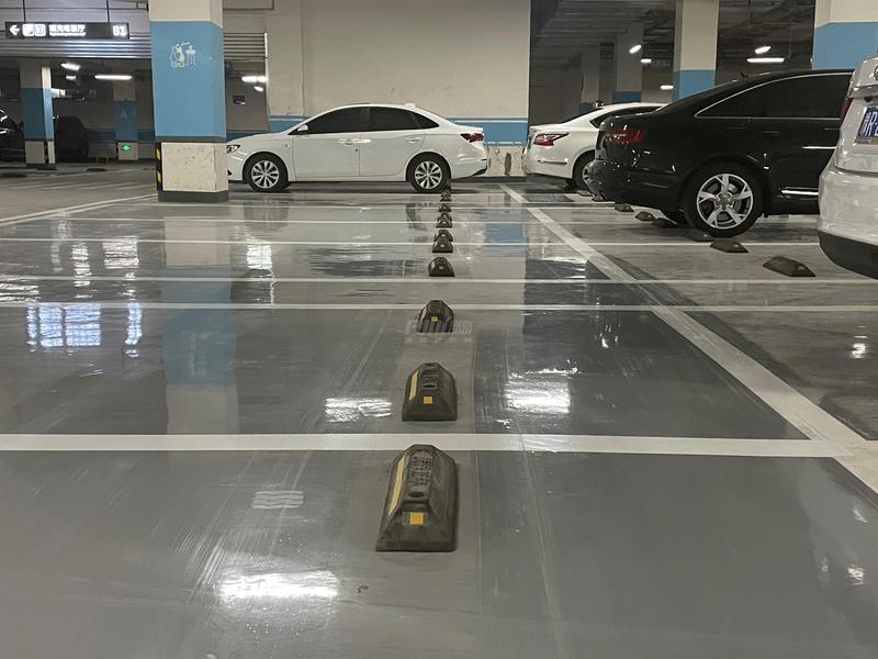 地下停车场