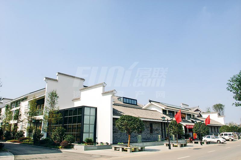 二台子仿古商业街