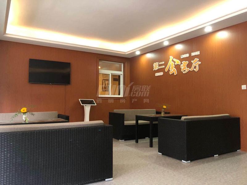 国际化社区（一楼架空层）