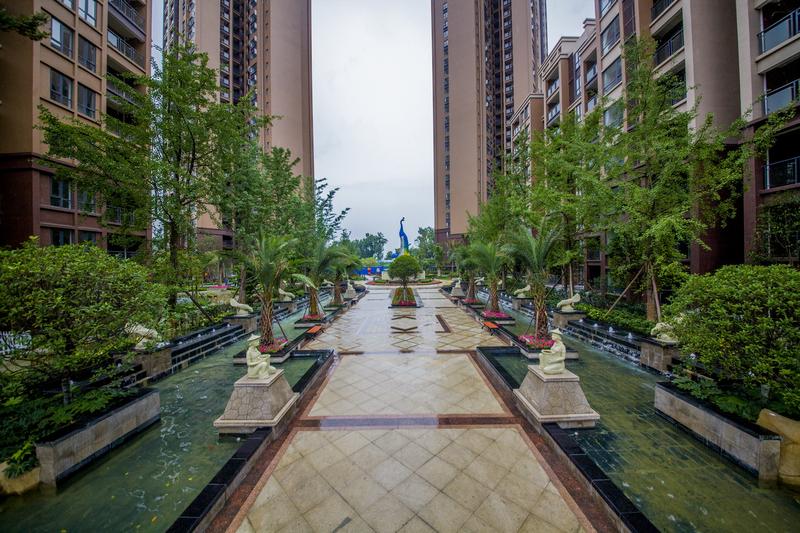 小区内实景图