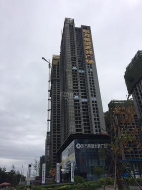 东方希望天祥广场1期实景图