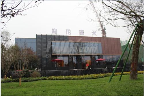 海伦春天实景图