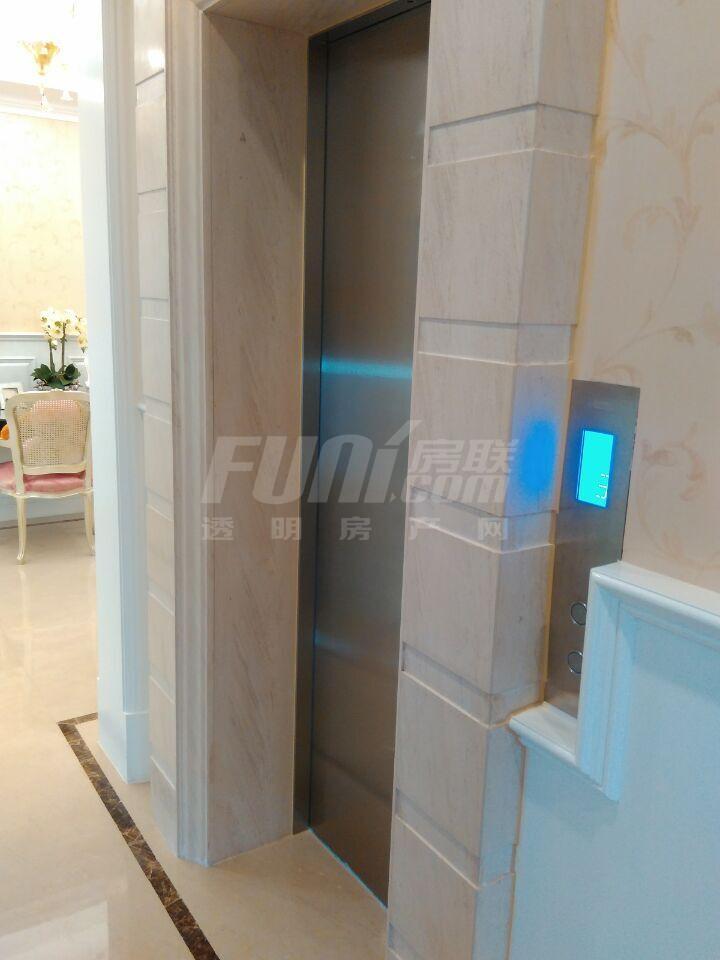 别墅E型