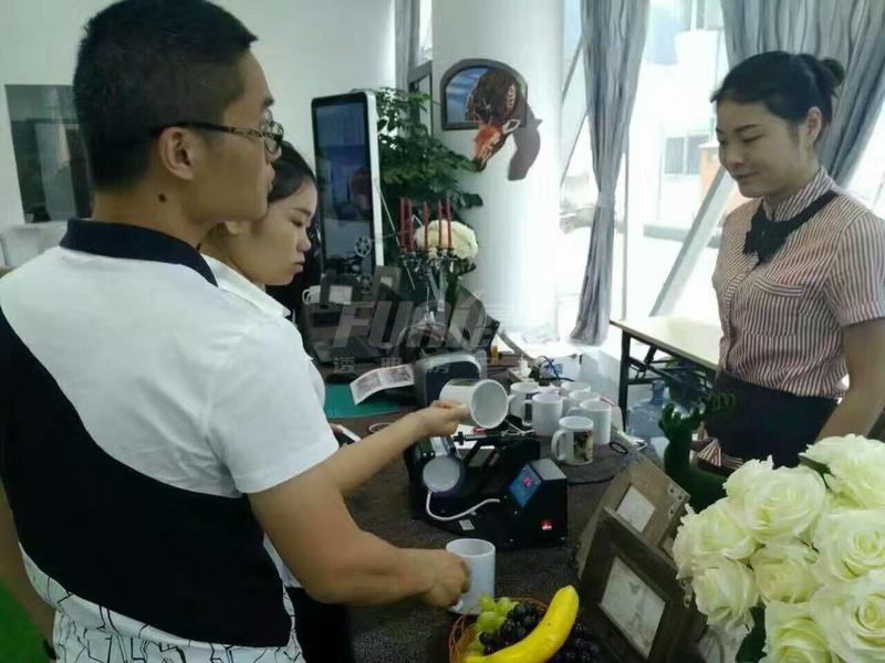 情暖金秋客户答谢暖场活动