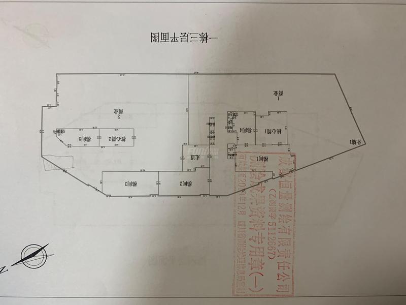裙楼商业户型图