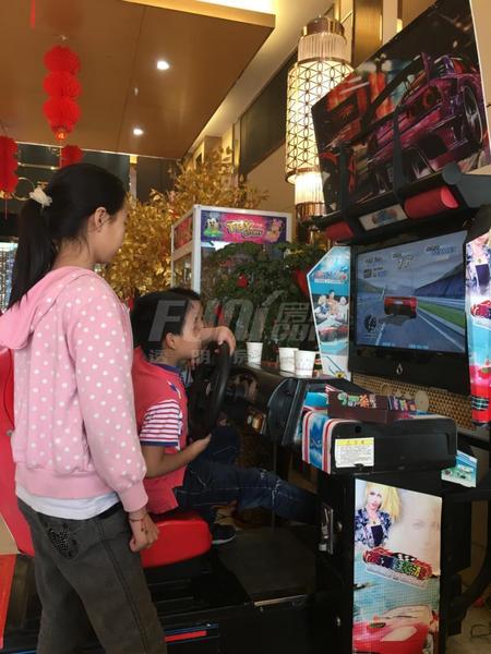 赛车游戏