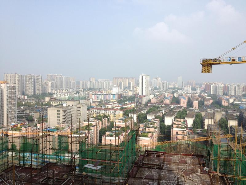 高层向东景观