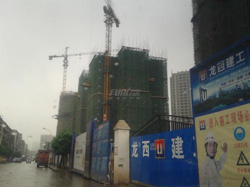 御嶺春天实景图
