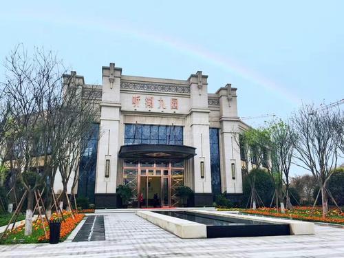 听湖九园1期实景图