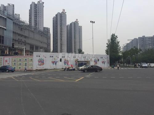 卓锦城6期紫红双郡实景图